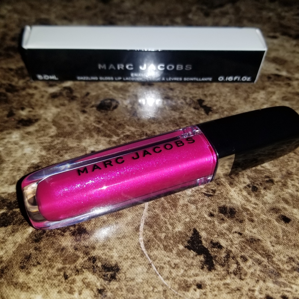 Pink Marc Jacob's lipgloss